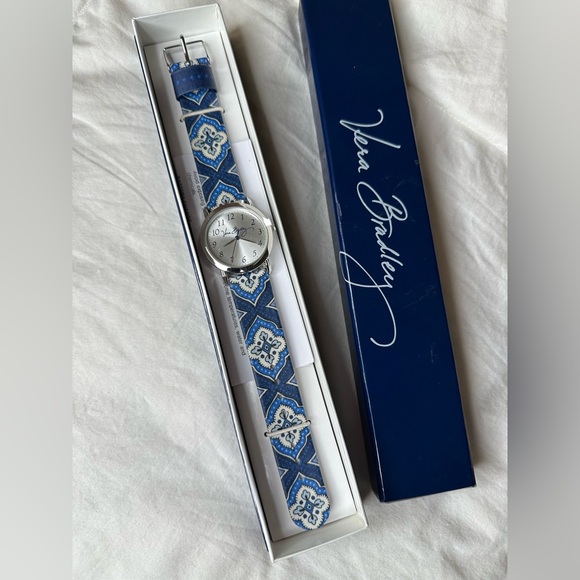 Vera Bradley Accessories - Never worn!! Vera Bradley Nantucket Navy watch 🌊⚓️⌚️